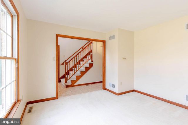 1460 YARDAL RD, State College, PA 16801