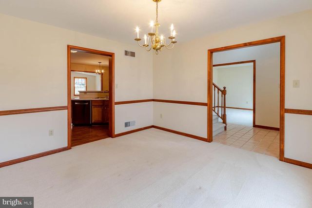 1460 YARDAL RD, State College, PA 16801