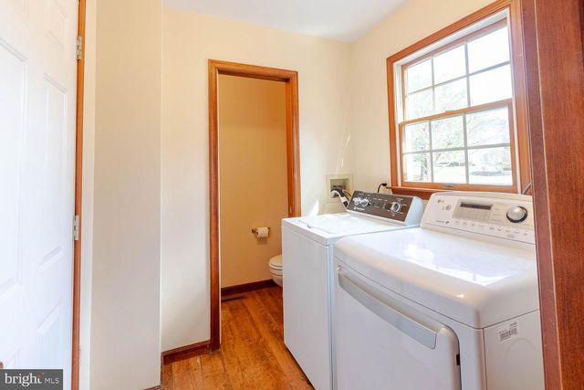 1460 YARDAL RD, State College, PA 16801