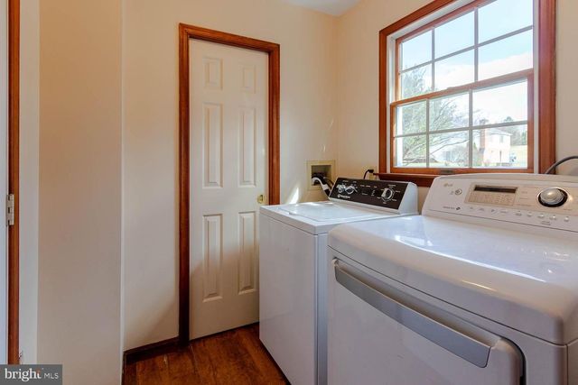 1460 YARDAL RD, State College, PA 16801