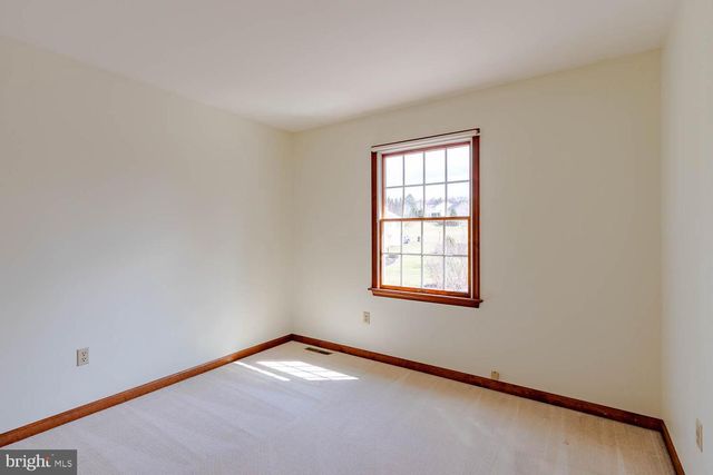 1460 YARDAL RD, State College, PA 16801