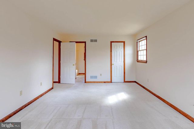 1460 YARDAL RD, State College, PA 16801