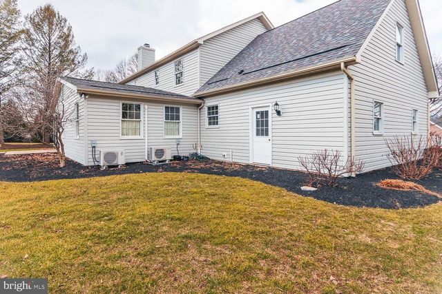1460 YARDAL RD, State College, PA 16801