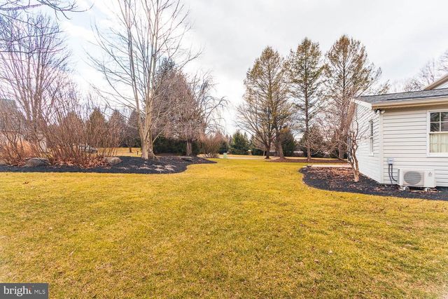 1460 YARDAL RD, State College, PA 16801