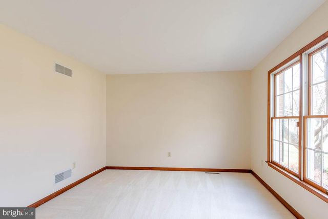 1460 YARDAL RD, State College, PA 16801