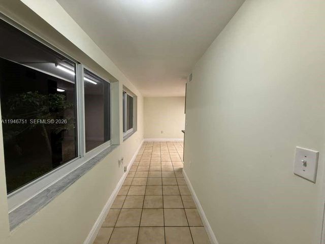 5114 SW 133rd Ct Dr, Miami, FL 33175