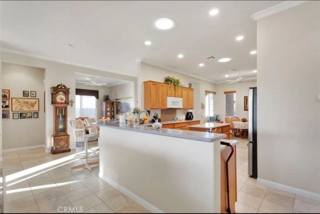 10266 Lakeshore, Apple Valley, CA 92308