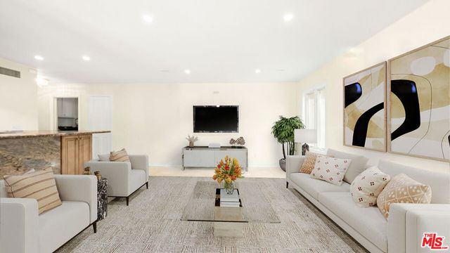 16230 Meadowcrest Road, Sherman Oaks, CA 91403