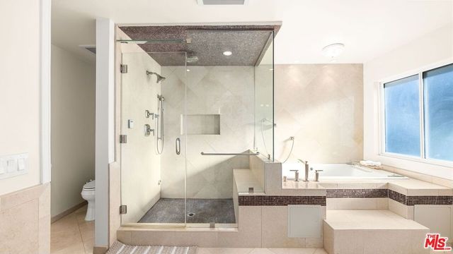 16230 Meadowcrest Road, Sherman Oaks, CA 91403