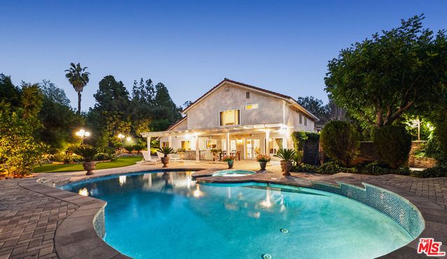 16230 Meadowcrest Road, Sherman Oaks, CA 91403