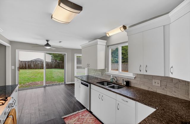 56 Shadowmoss Parkway, Charleston, SC 29414