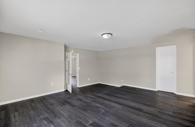 56 Shadowmoss Parkway, Charleston, SC 29414