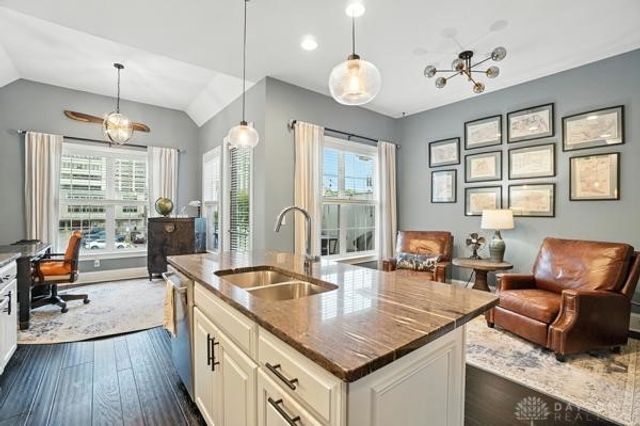 127 Lowe Lane, Dayton, OH 45402
