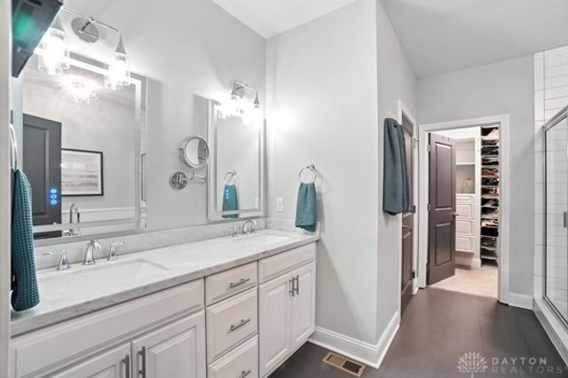 127 Lowe Lane, Dayton, OH 45402