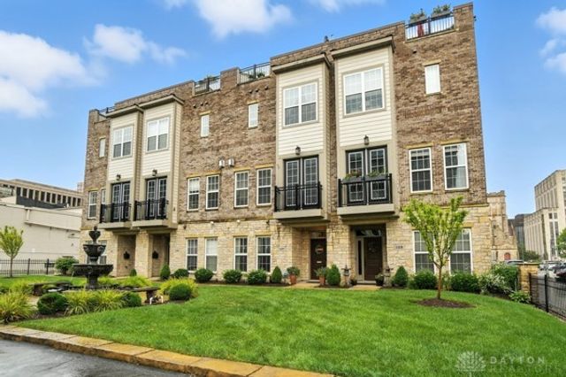 127 Lowe Lane, Dayton, OH 45402