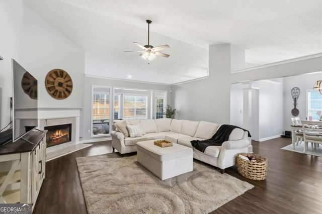 3237 Victoria Park Lane NE, Buford, GA 30519