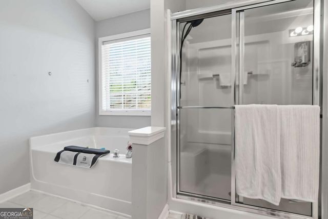 3237 Victoria Park Lane NE, Buford, GA 30519