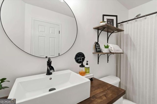 3237 Victoria Park Lane NE, Buford, GA 30519