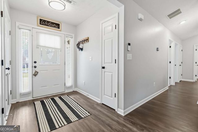 3237 Victoria Park Lane NE, Buford, GA 30519