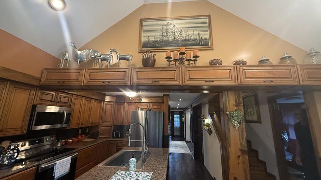24624 81st PLACE, Salem, WI 53168