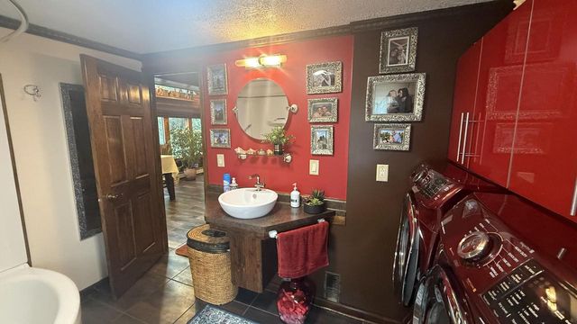24624 81st PLACE, Salem, WI 53168