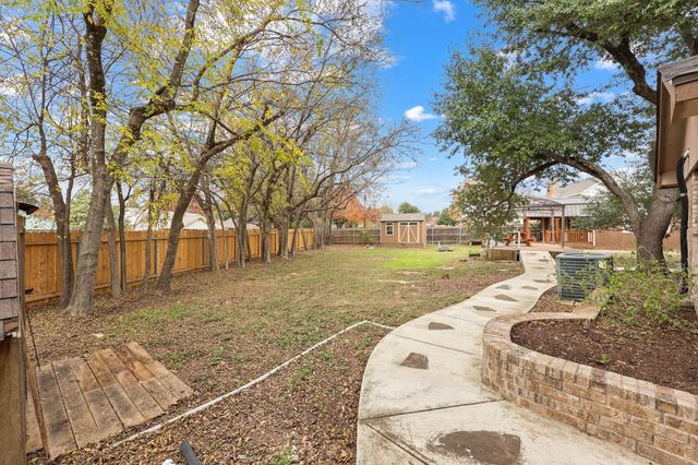 1346 Amistad DR, Round Rock, TX 78664