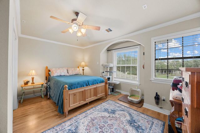 1346 Amistad DR, Round Rock, TX 78664