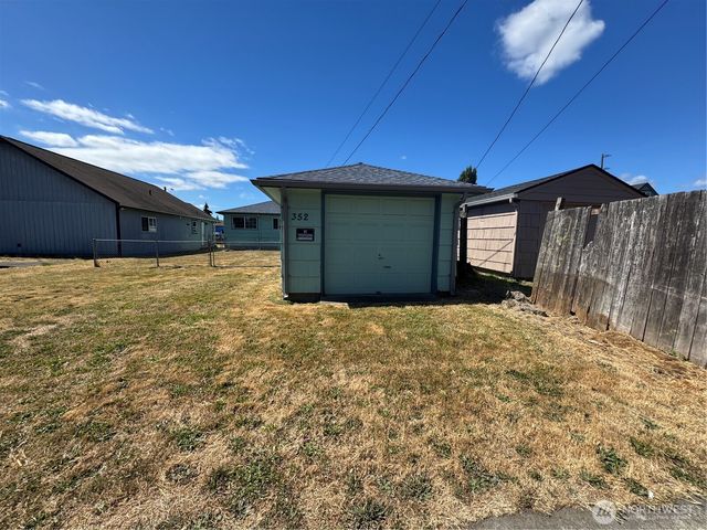 352 28th Avenue, Longview, WA 98632