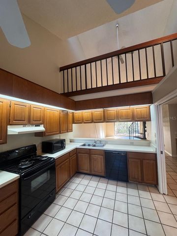 40 AUSTIN PLACE, Oldsmar, FL 34677