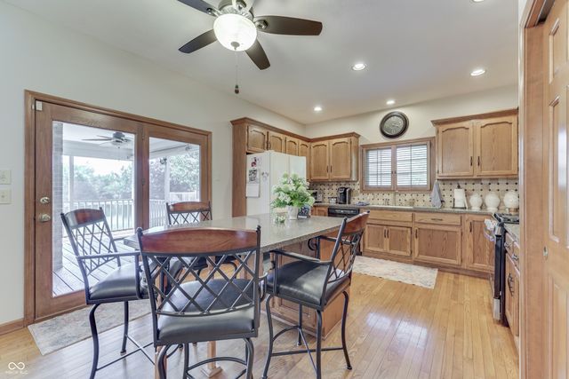 3259 Buckmoor Parkway, Greenwood, IN 46143