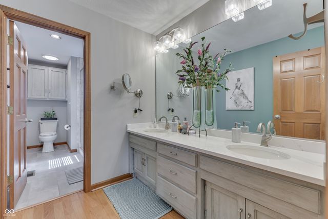 3259 Buckmoor Parkway, Greenwood, IN 46143