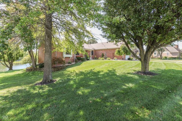 3259 Buckmoor Parkway, Greenwood, IN 46143