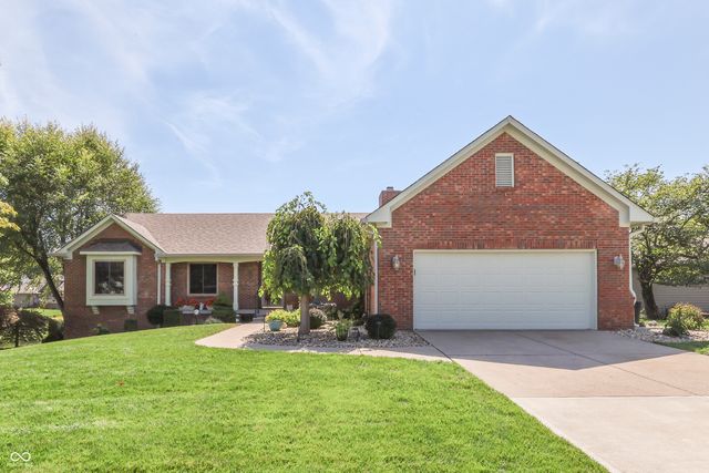 3259 Buckmoor Parkway, Greenwood, IN 46143