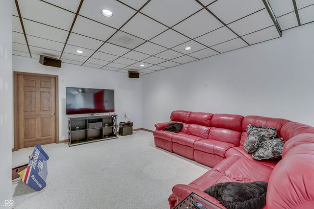 3259 Buckmoor Parkway, Greenwood, IN 46143