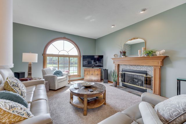 3259 Buckmoor Parkway, Greenwood, IN 46143