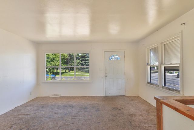 928 E Joseph Ave, Spokane, WA 99208