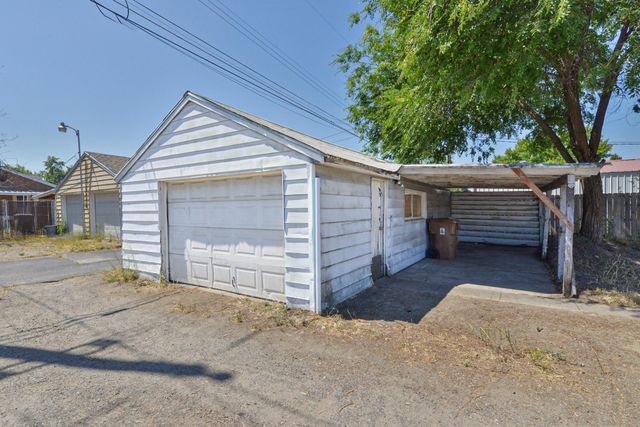 928 E Joseph Ave, Spokane, WA 99208