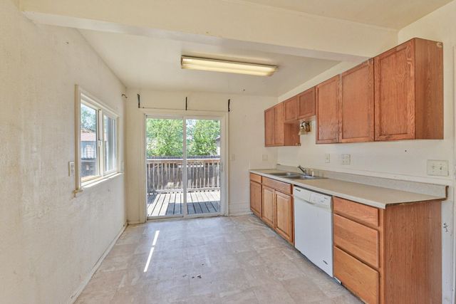 928 E Joseph Ave, Spokane, WA 99208
