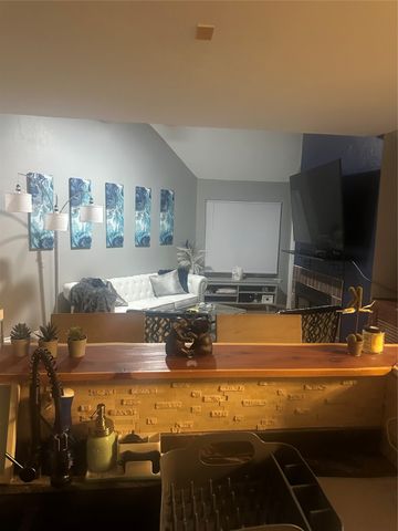 2310 Balsam Drive B202, Arlington, TX 76006