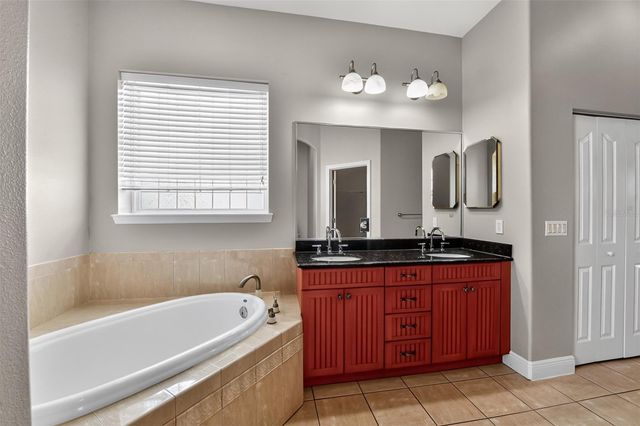 16323 UPPER MANATEE RIVER ROAD, Bradenton, FL 34212