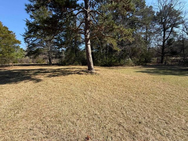 688 FM 555, Gilmer, TX 75645