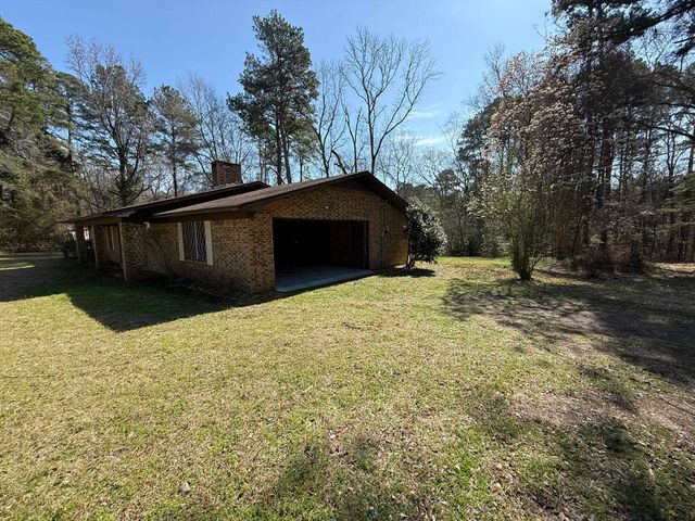 688 FM 555, Gilmer, TX 75645