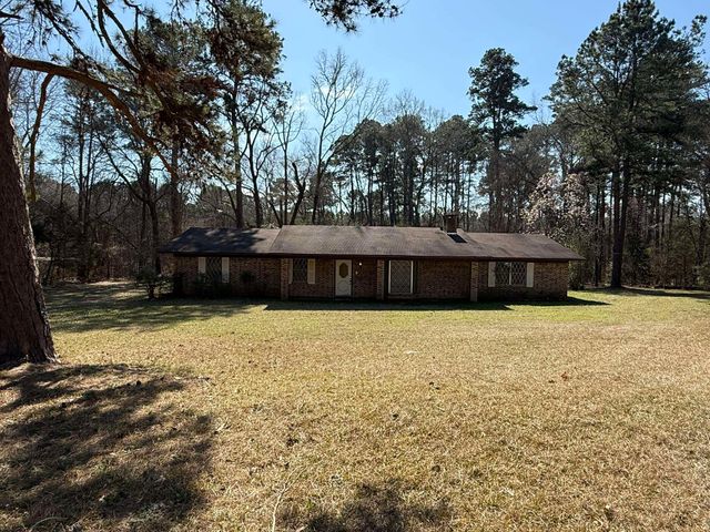 688 FM 555, Gilmer, TX 75645