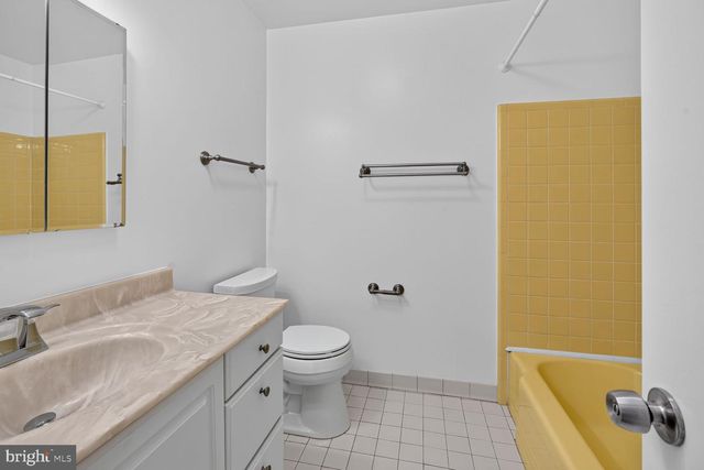 6035 CHATSWORTH LN, Bethesda, MD 20814