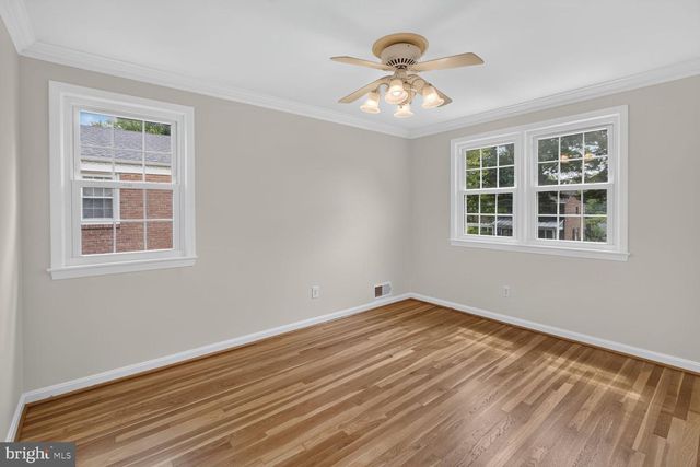 6035 CHATSWORTH LN, Bethesda, MD 20814