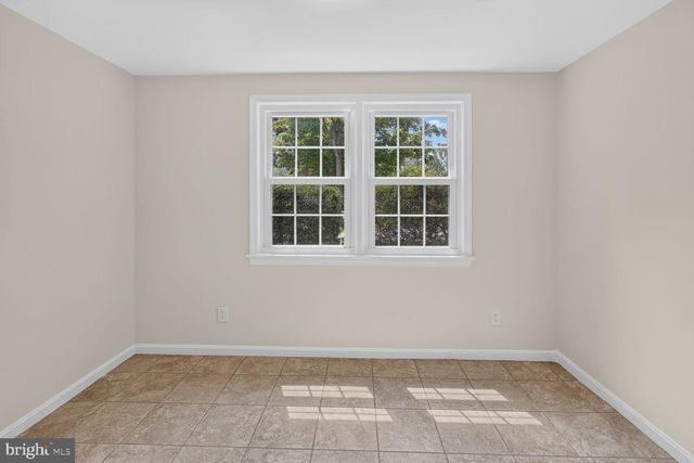 6035 CHATSWORTH LN, Bethesda, MD 20814