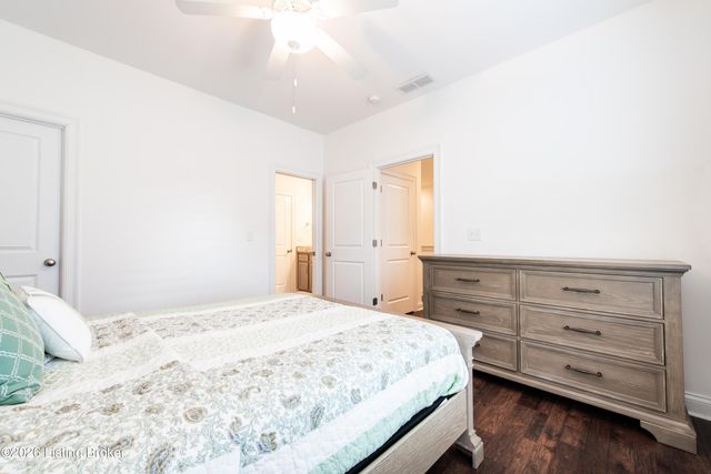 9507 Civic Way, Prospect, KY 40059
