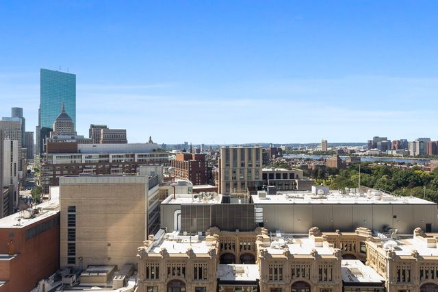 55 Lagrange St 1904, Boston, MA 02116
