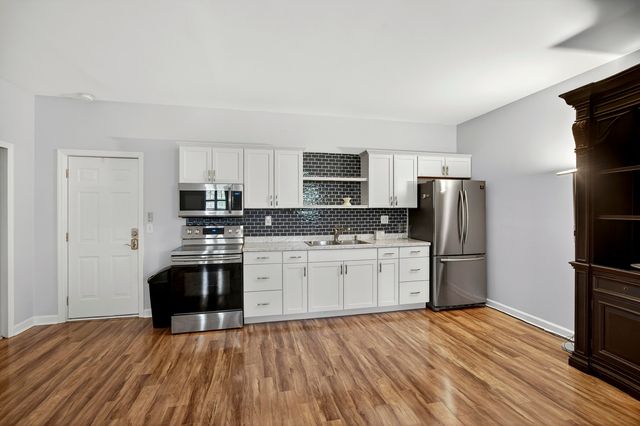 188 Fair Sailing Road, Mount Pleasant, SC 29466