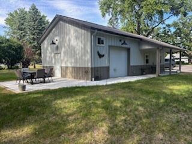 W370S1673 Utica ROAD, Dousman, WI 53118